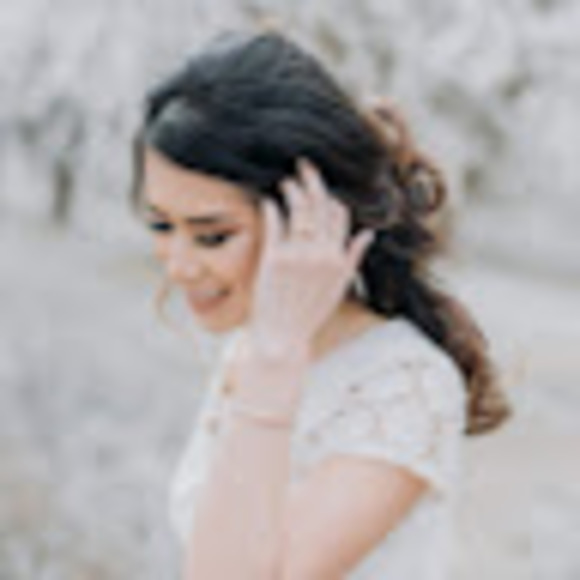 Meet your Posher, Christina - Picture 1 of 1